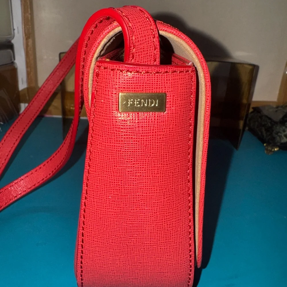 Fendi Red Crossbody Bag with Gold Accent - Picture 4 of 16